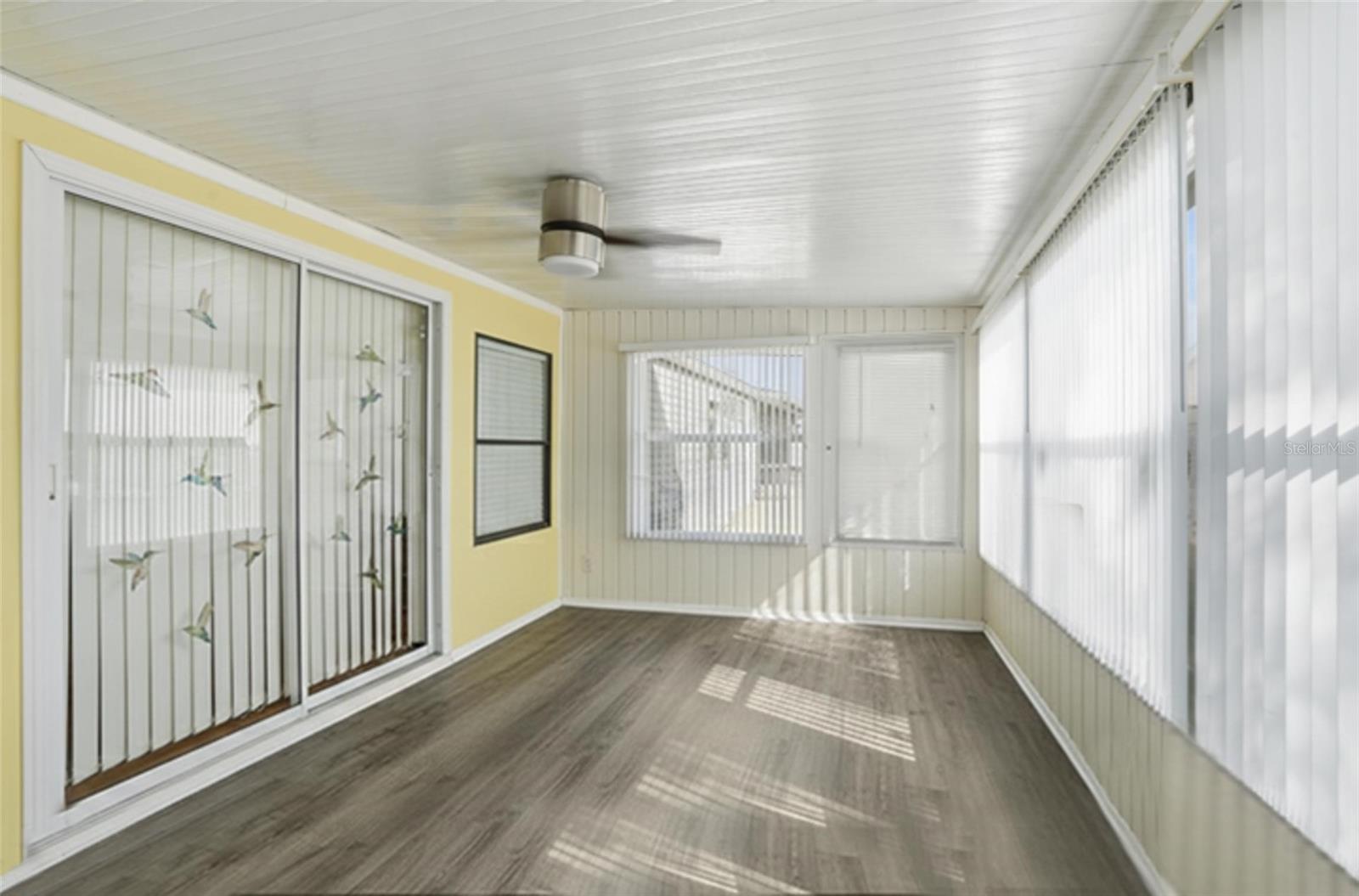 LEMON BAY ISLES PH 03 - Residential