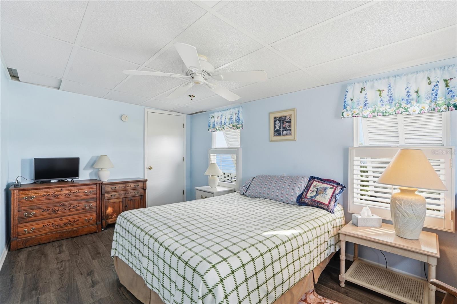 LEMON BAY ISLES PH 03 - Residential