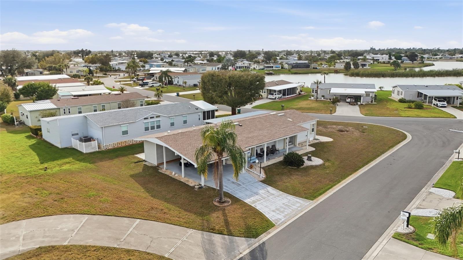LEMON BAY ISLES PH 03 - Residential