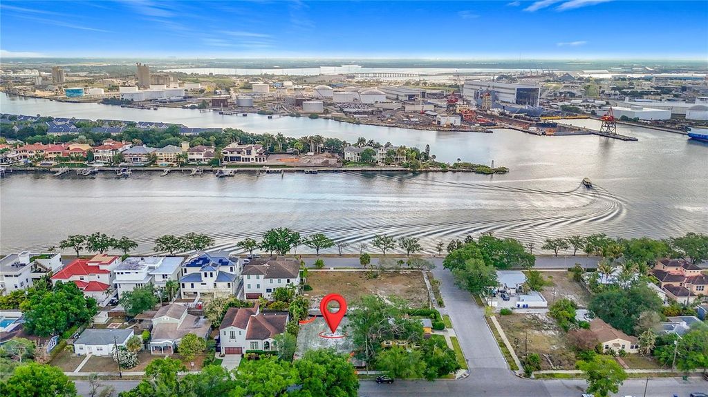Photo of 329 Columbia Drive, Tampa, FL 33606 (MLS # TB8532475)