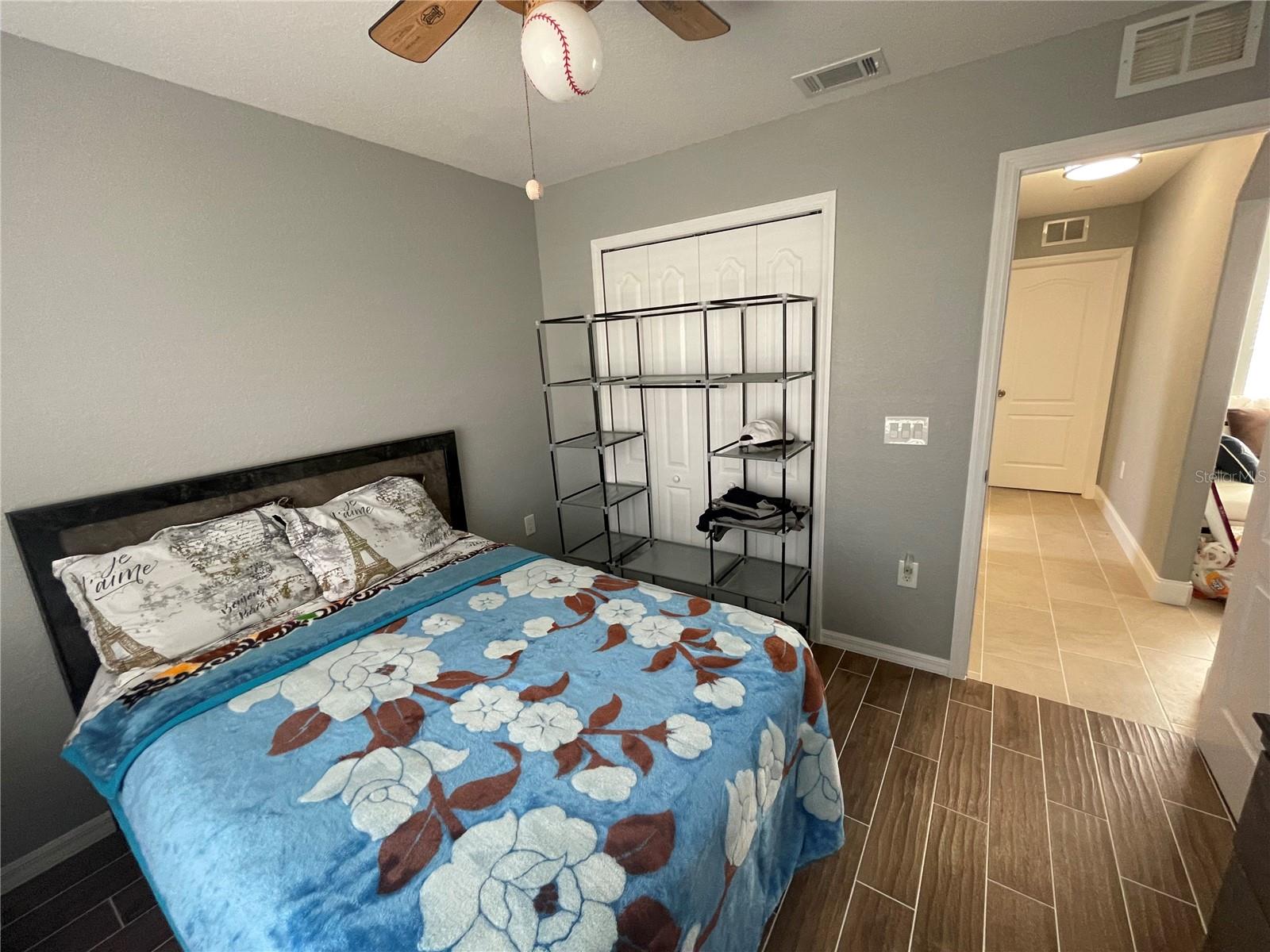 ALOHA GARDENS - Residential