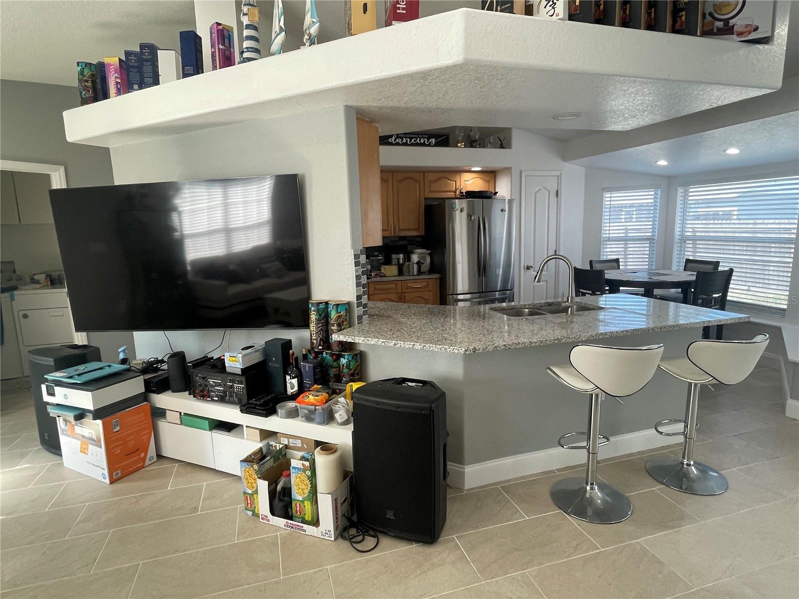 ALOHA GARDENS - Residential