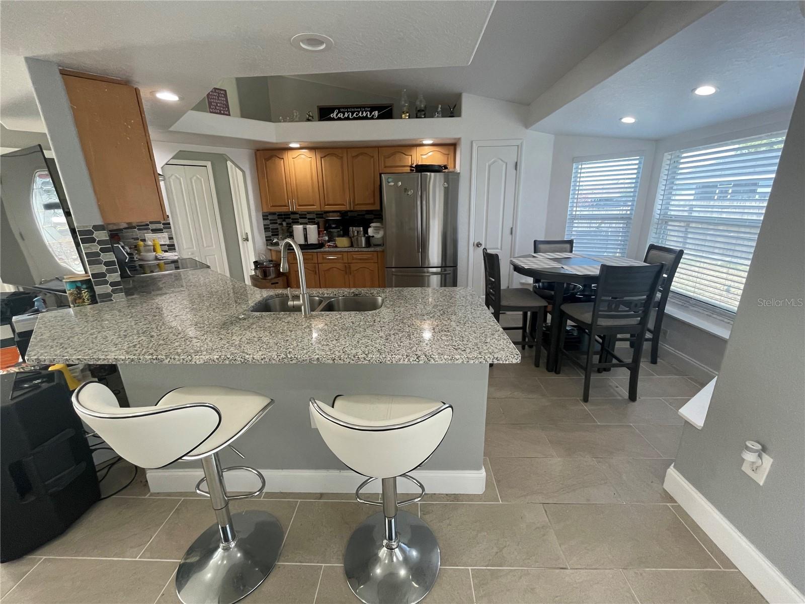 ALOHA GARDENS - Residential