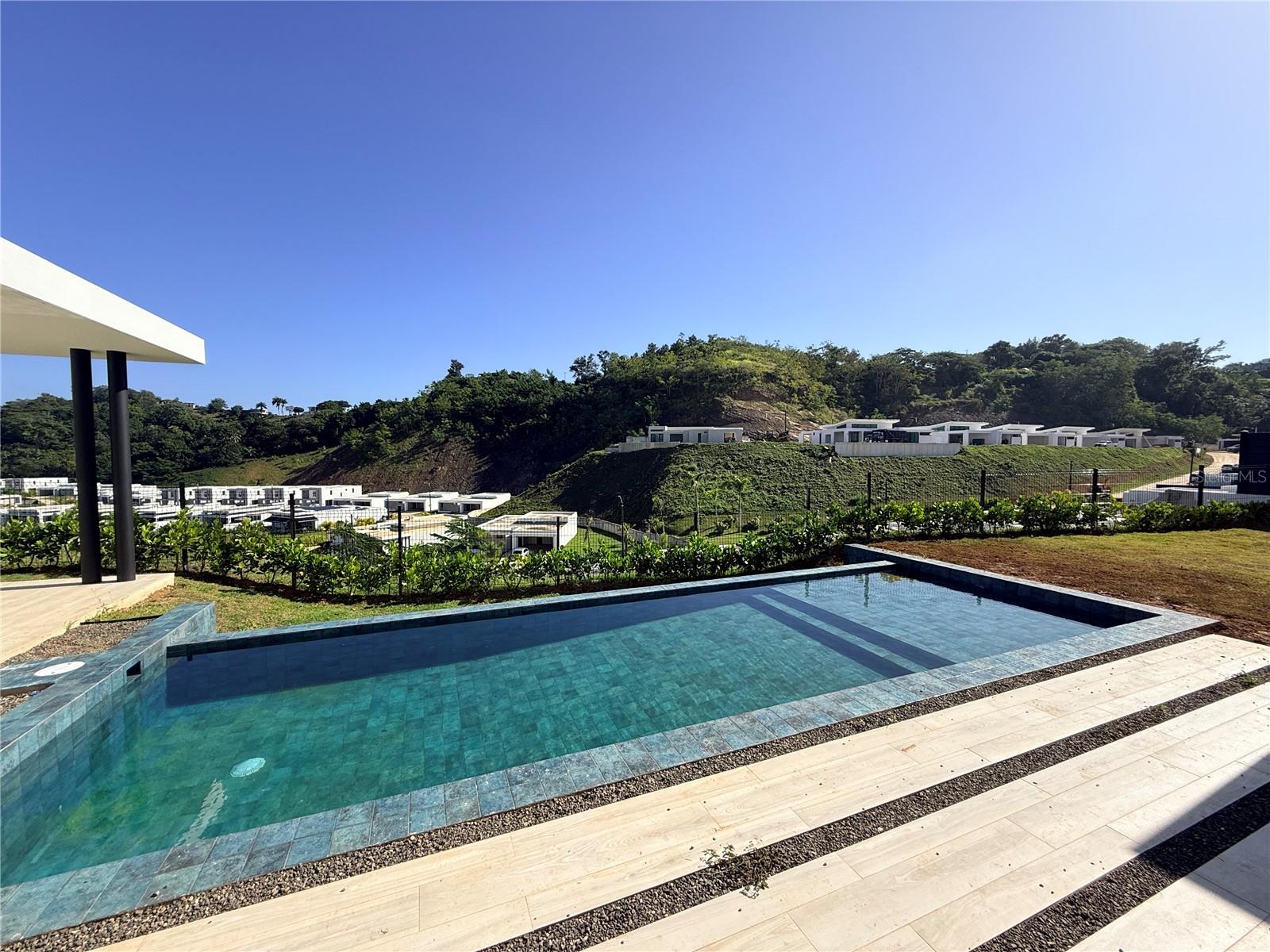 MONTEAZUL - Residential