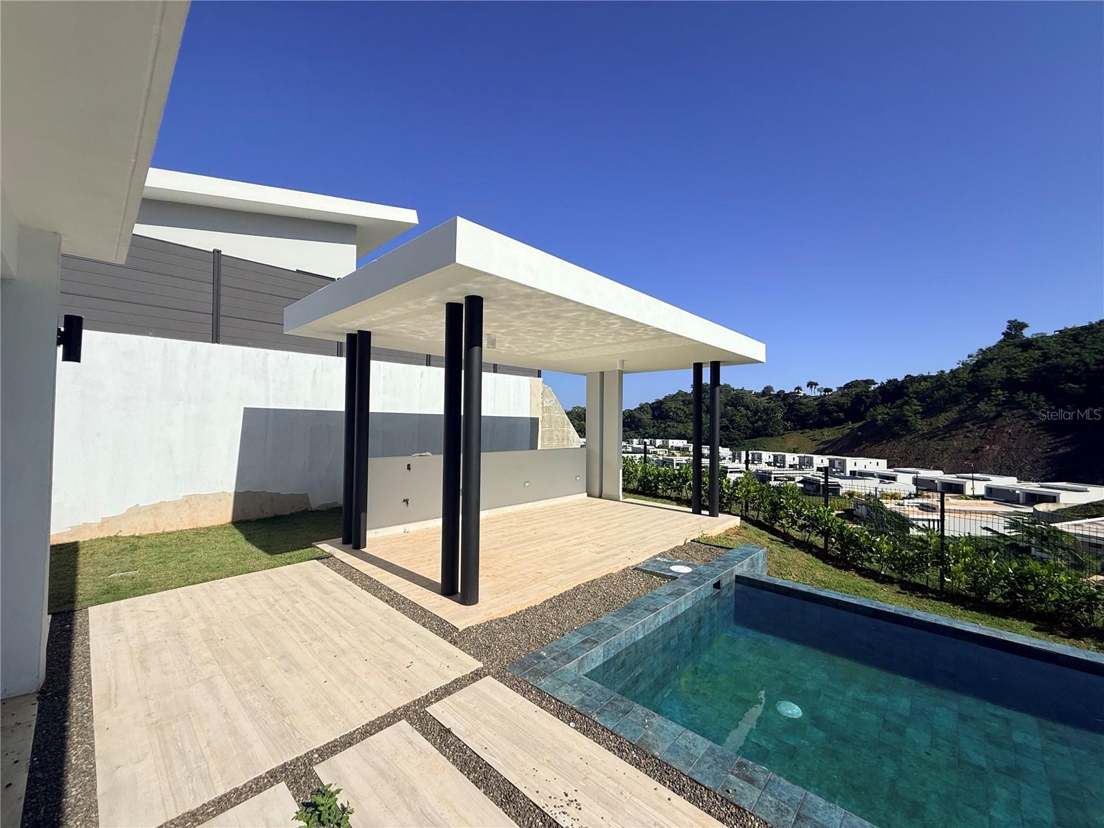 MONTEAZUL - Residential