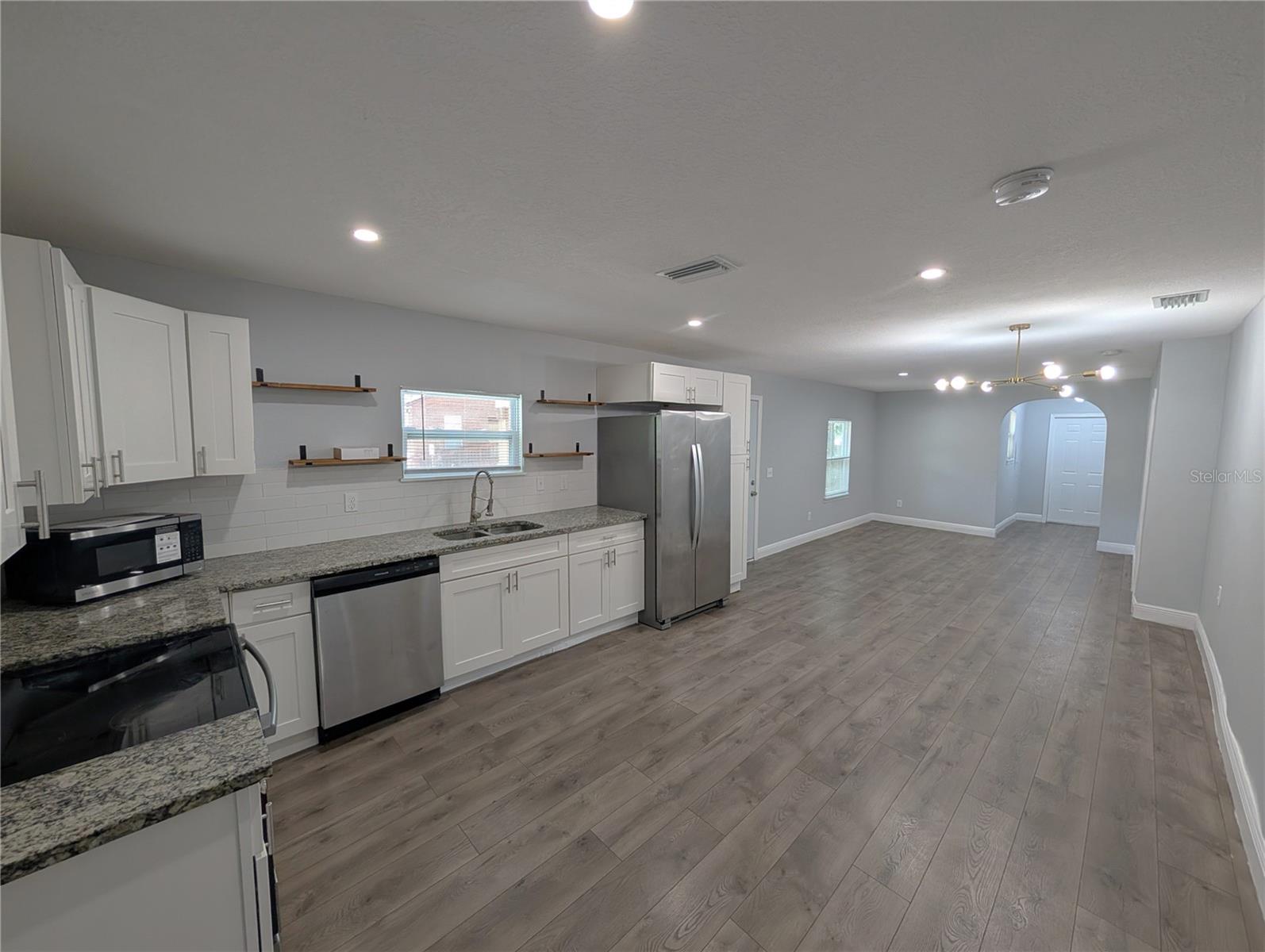 PEELER HEIGHTS - Residential Lease