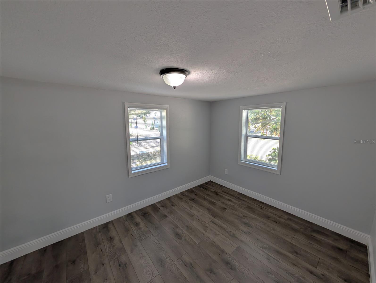 PEELER HEIGHTS - Residential Lease