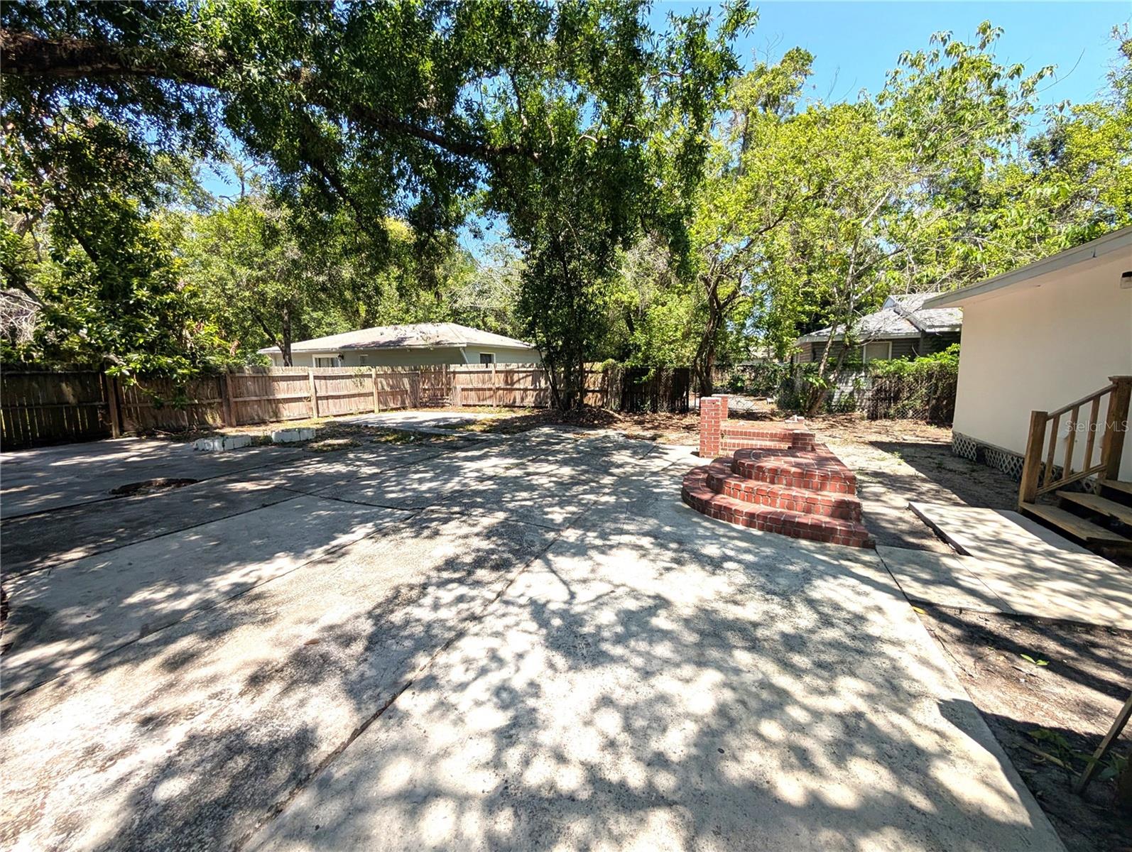 PEELER HEIGHTS - Residential Lease