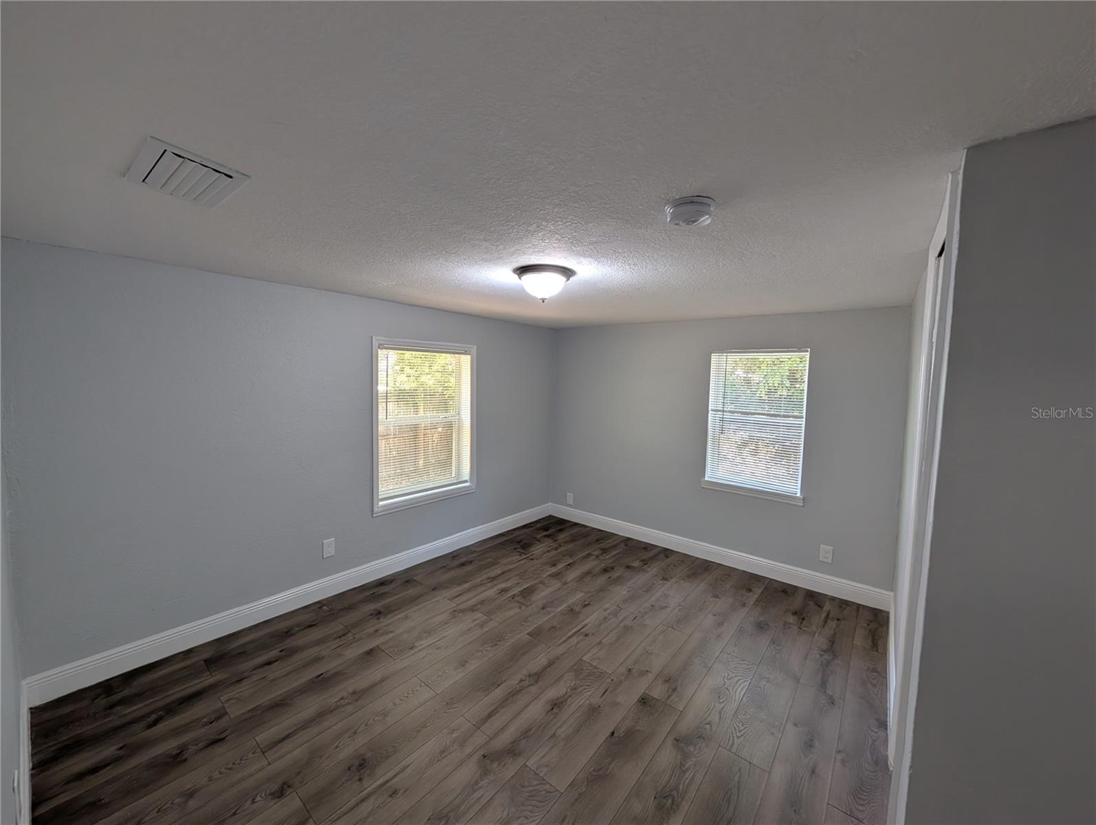 PEELER HEIGHTS - Residential Lease