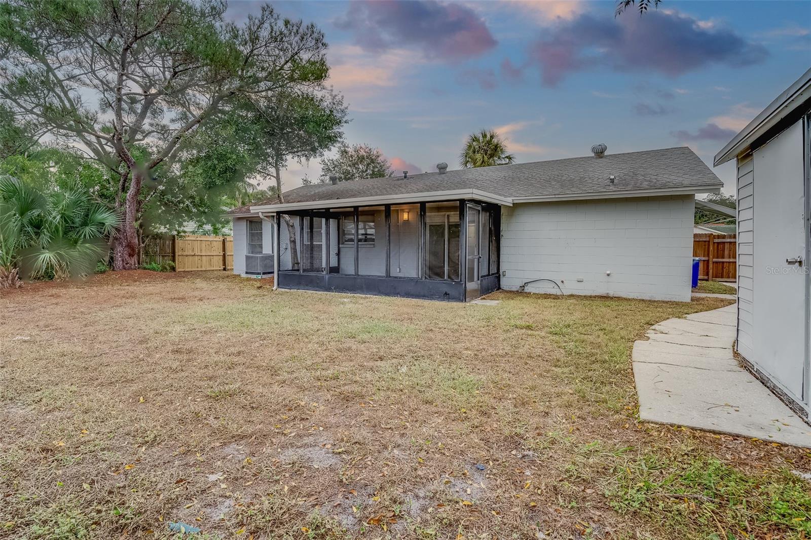 GULFVIEW RIDGE - Residential Lease