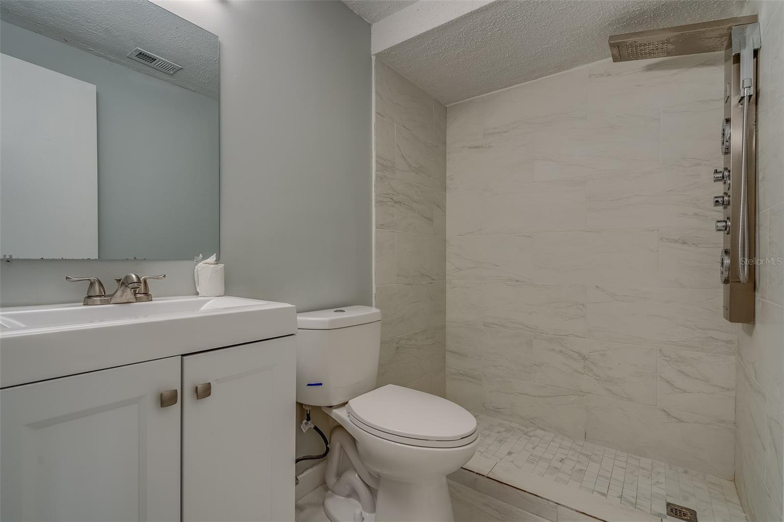 GULFVIEW RIDGE - Residential Lease