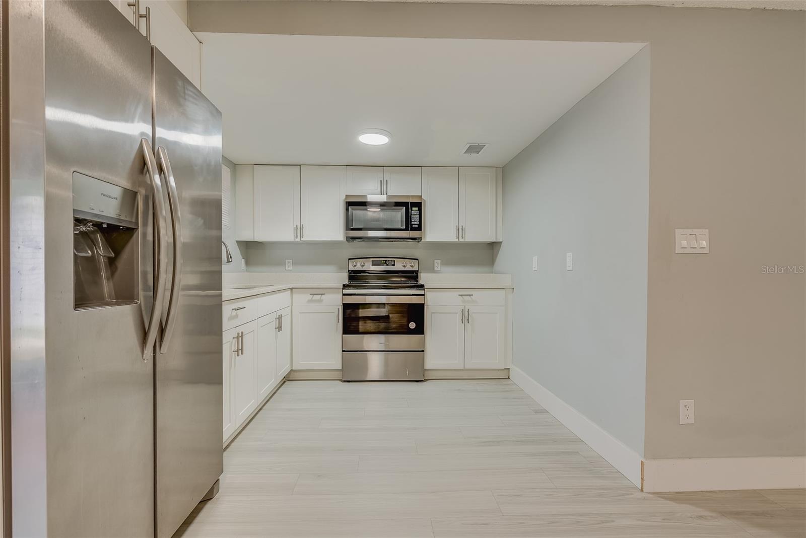 GULFVIEW RIDGE - Residential Lease