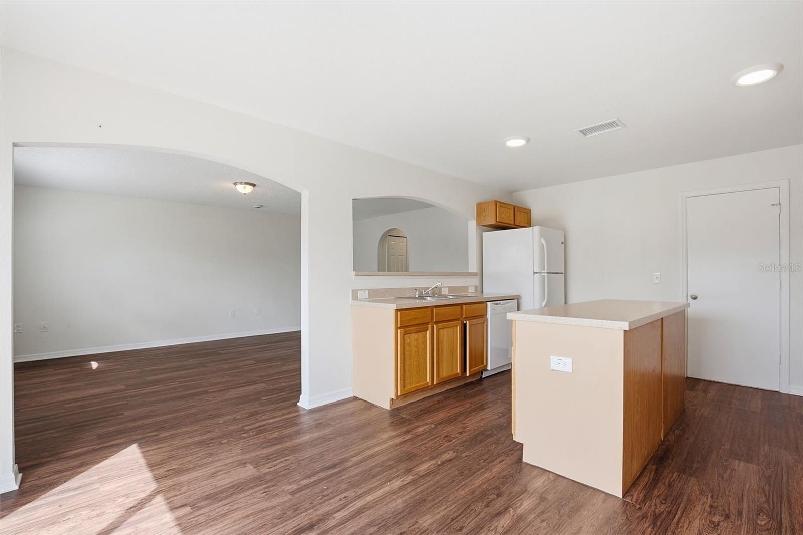 SYMMES GROVE SUB - Residential