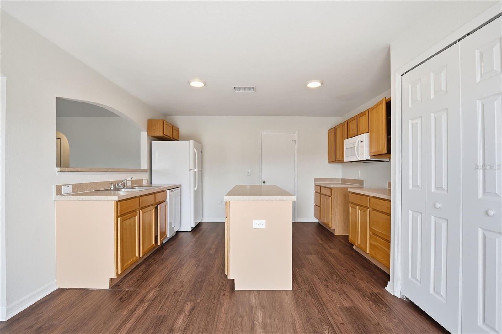 SYMMES GROVE SUB - Residential