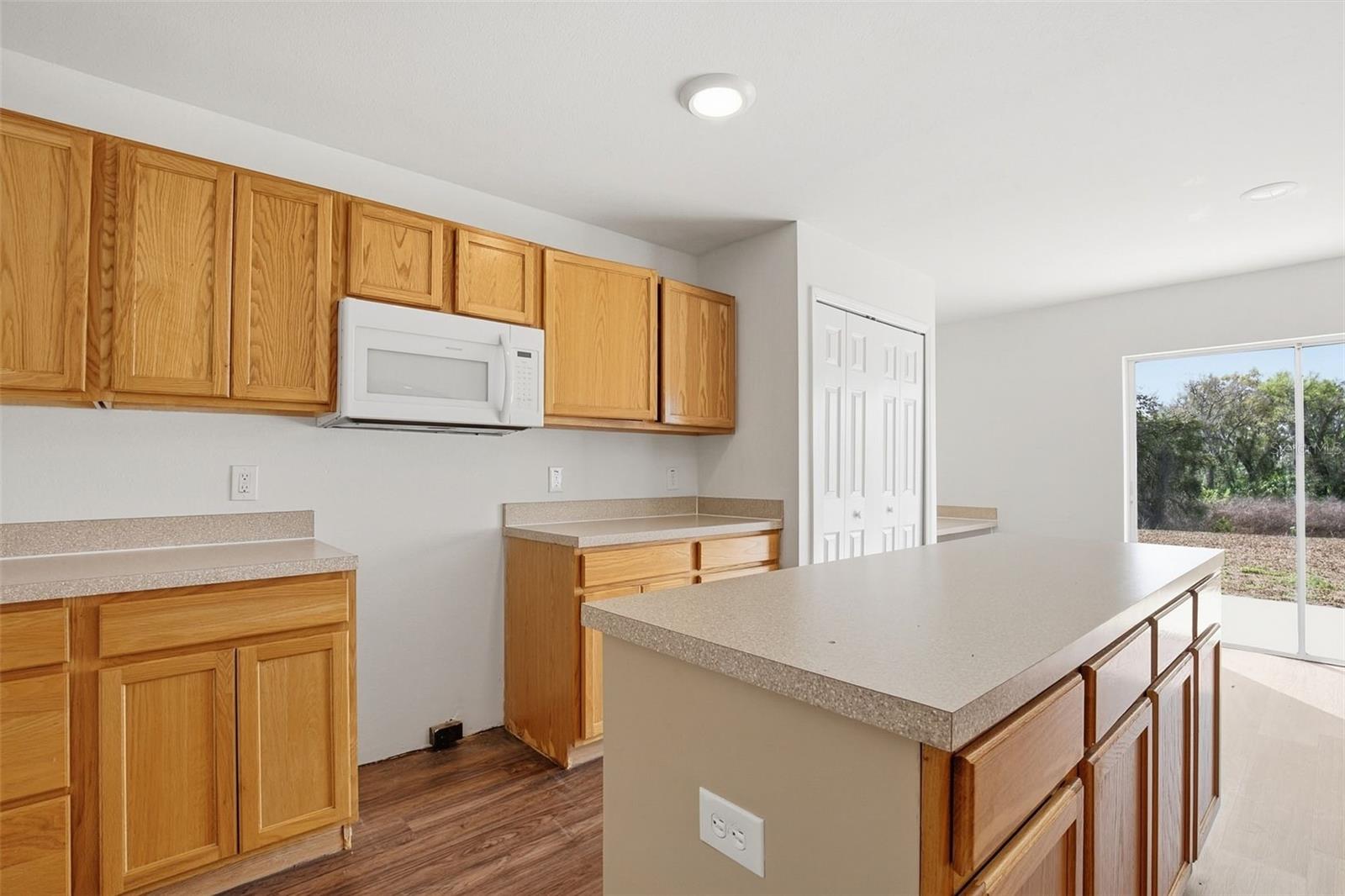 SYMMES GROVE SUB - Residential