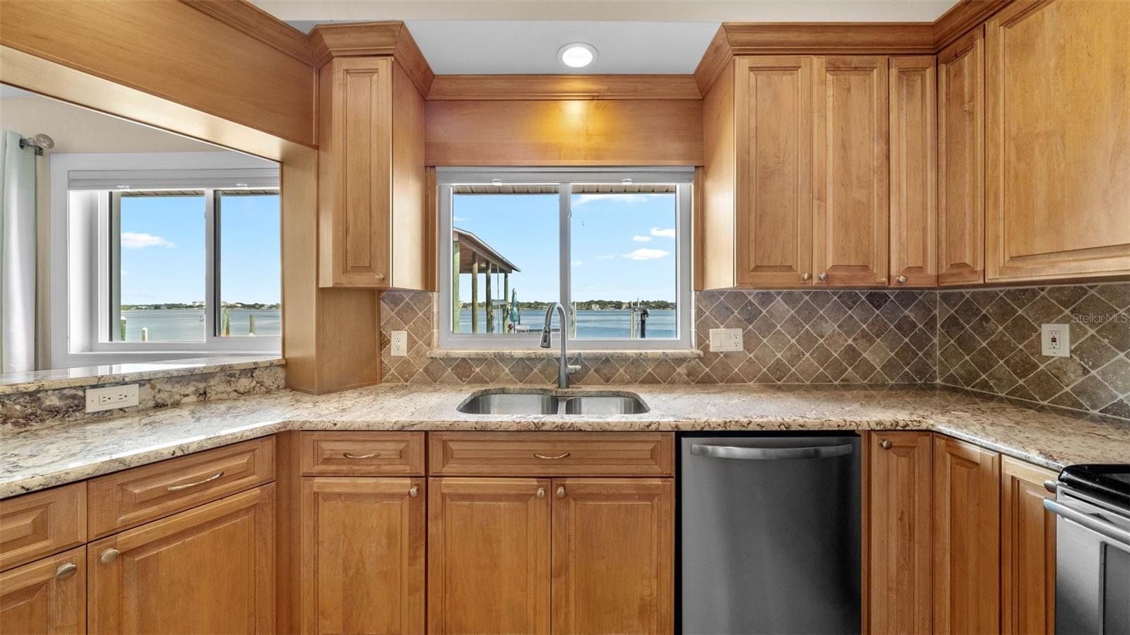 ISLAND ESTATES OF CLEARWATER - Residential