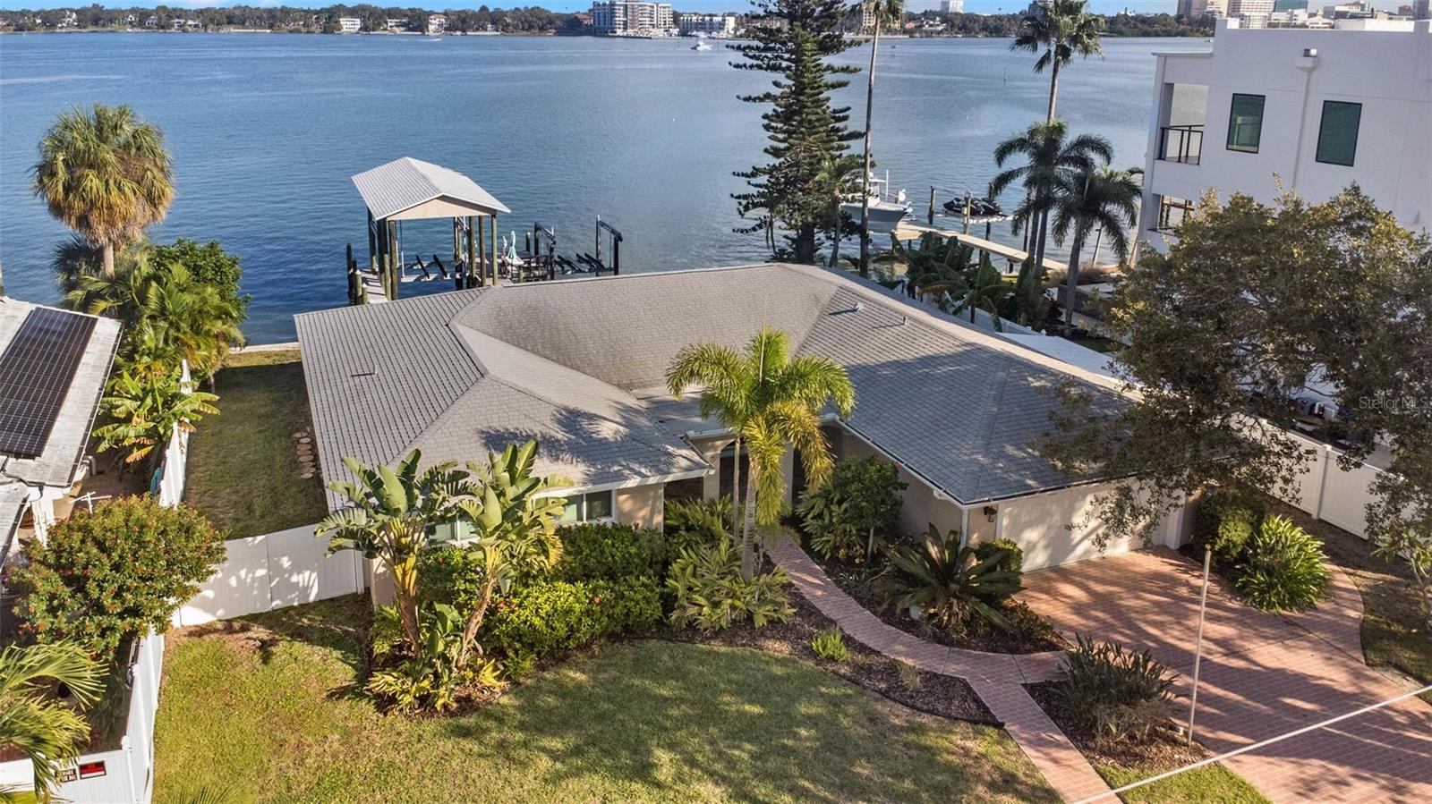 ISLAND ESTATES OF CLEARWATER - Residential