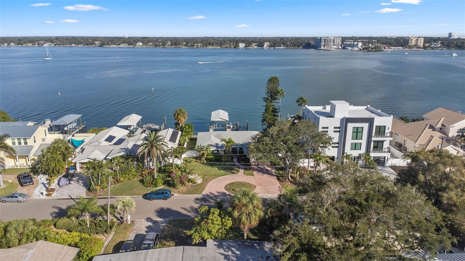 ISLAND ESTATES OF CLEARWATER - Residential