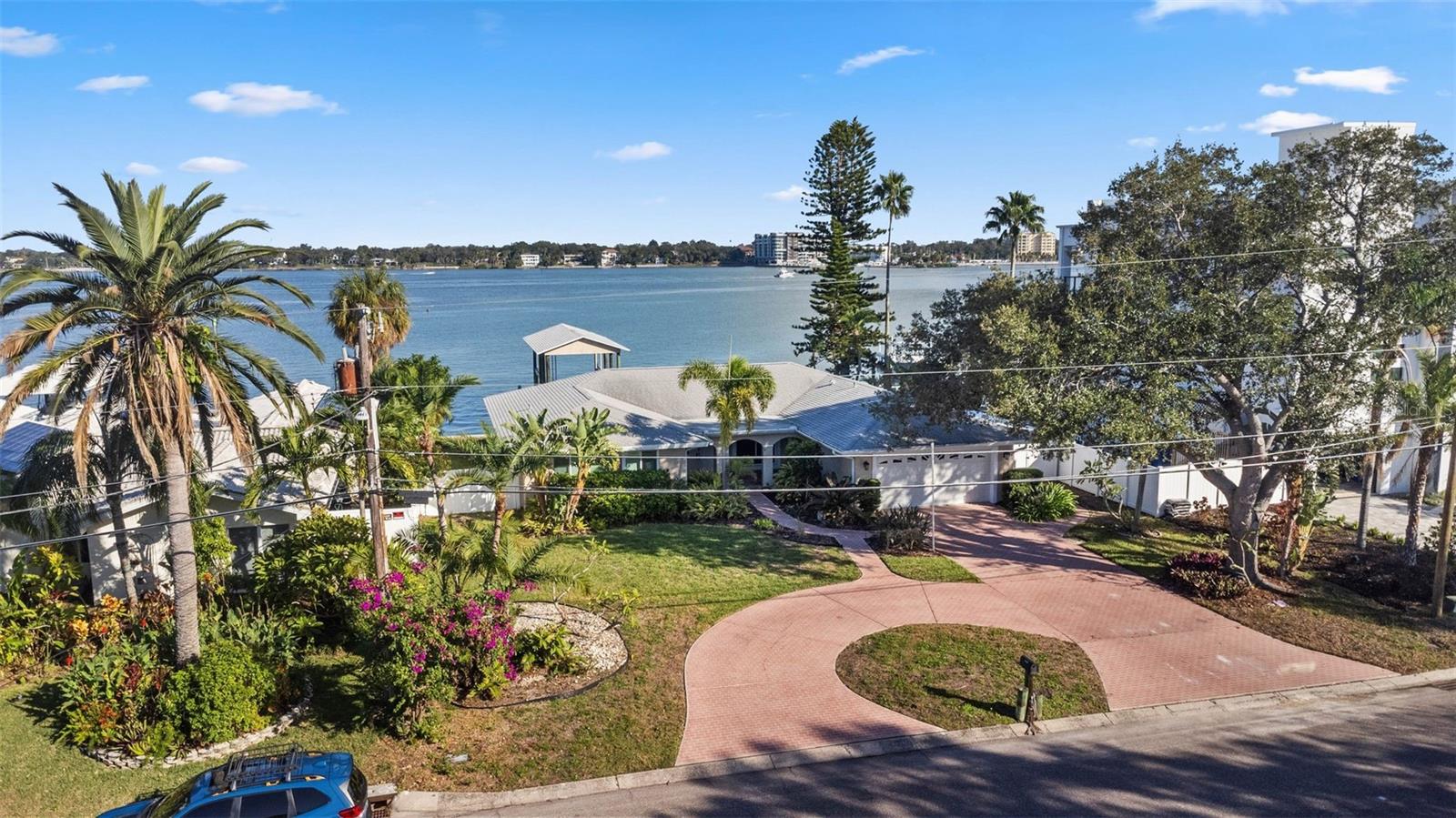 ISLAND ESTATES OF CLEARWATER - Residential