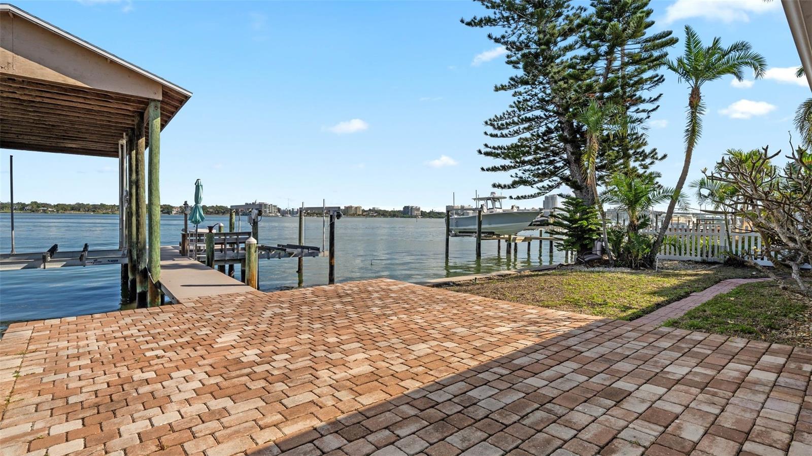 ISLAND ESTATES OF CLEARWATER - Residential