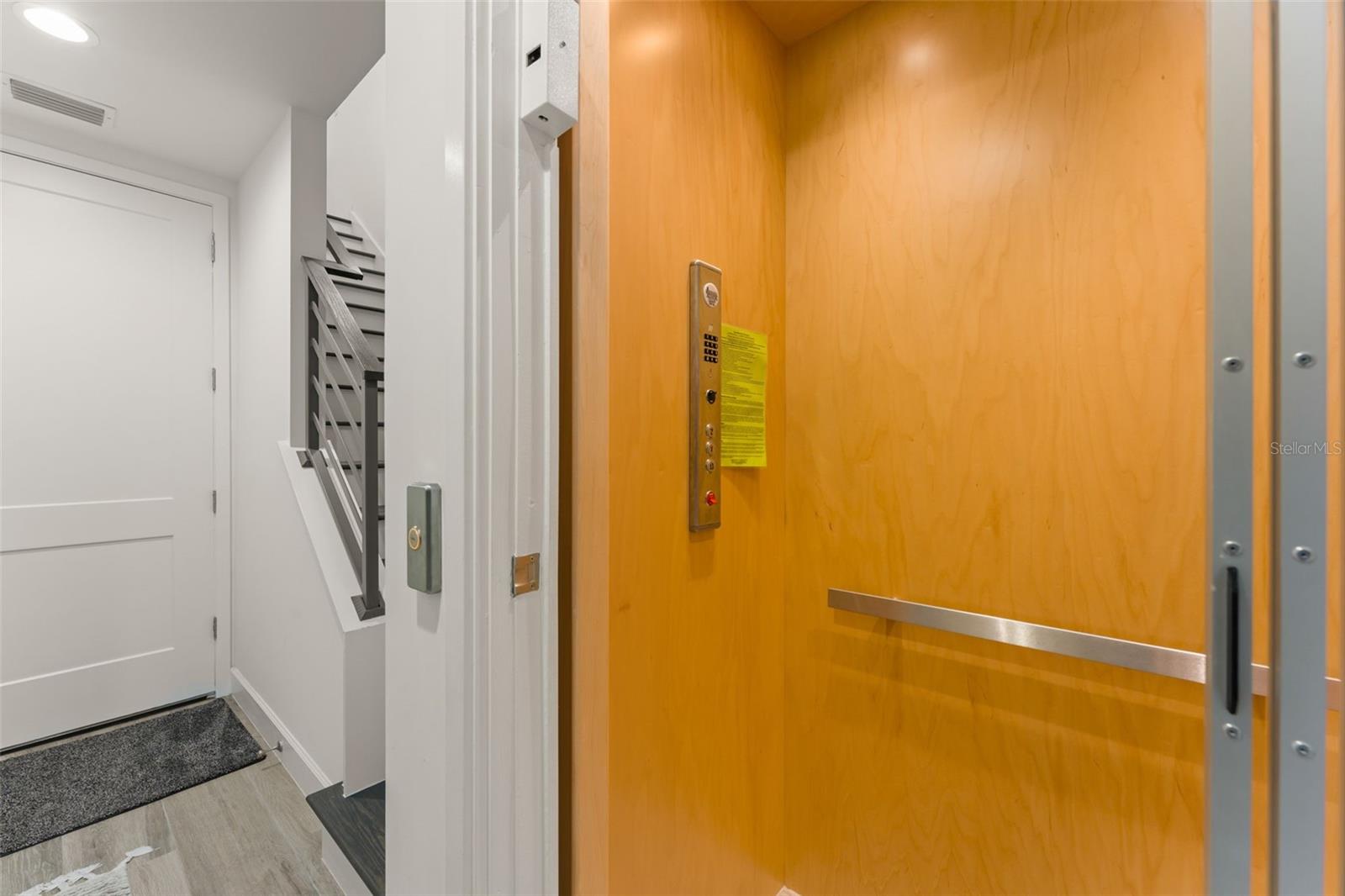 PARK PLACE/WINTER GARDEN - Residential