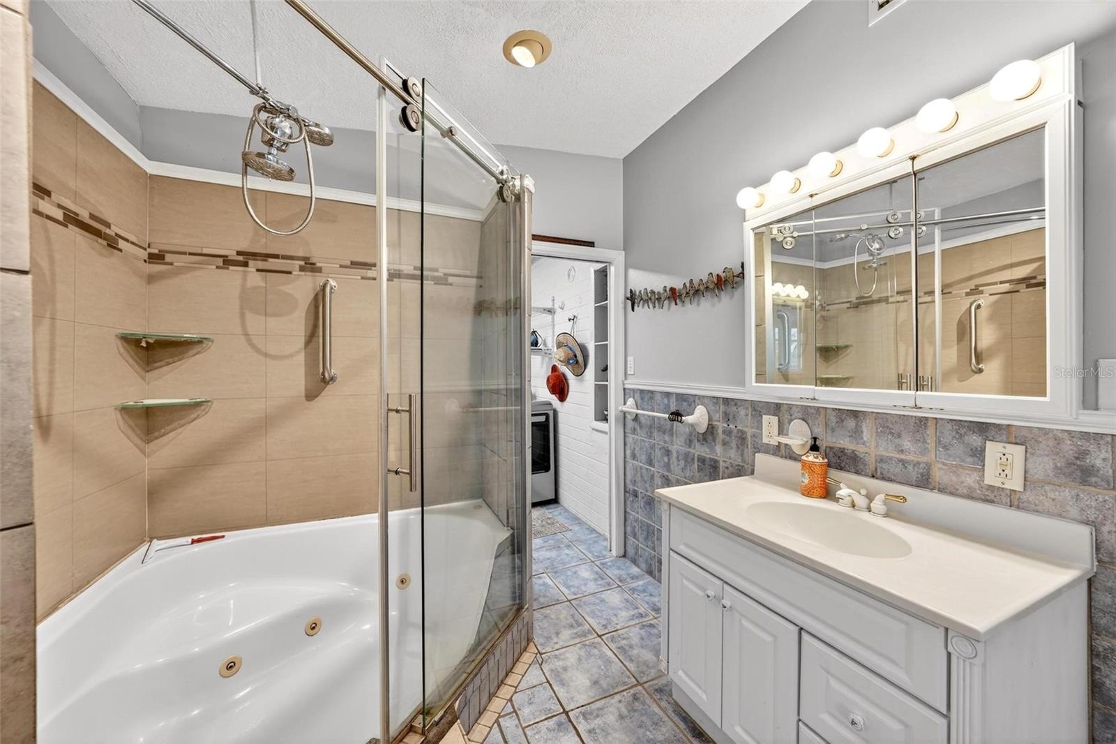 RIO VISTA SEC B - Residential