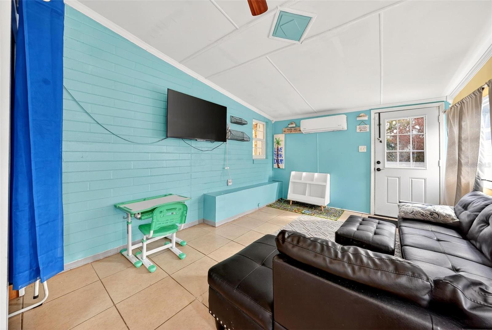 RIO VISTA SEC B - Residential