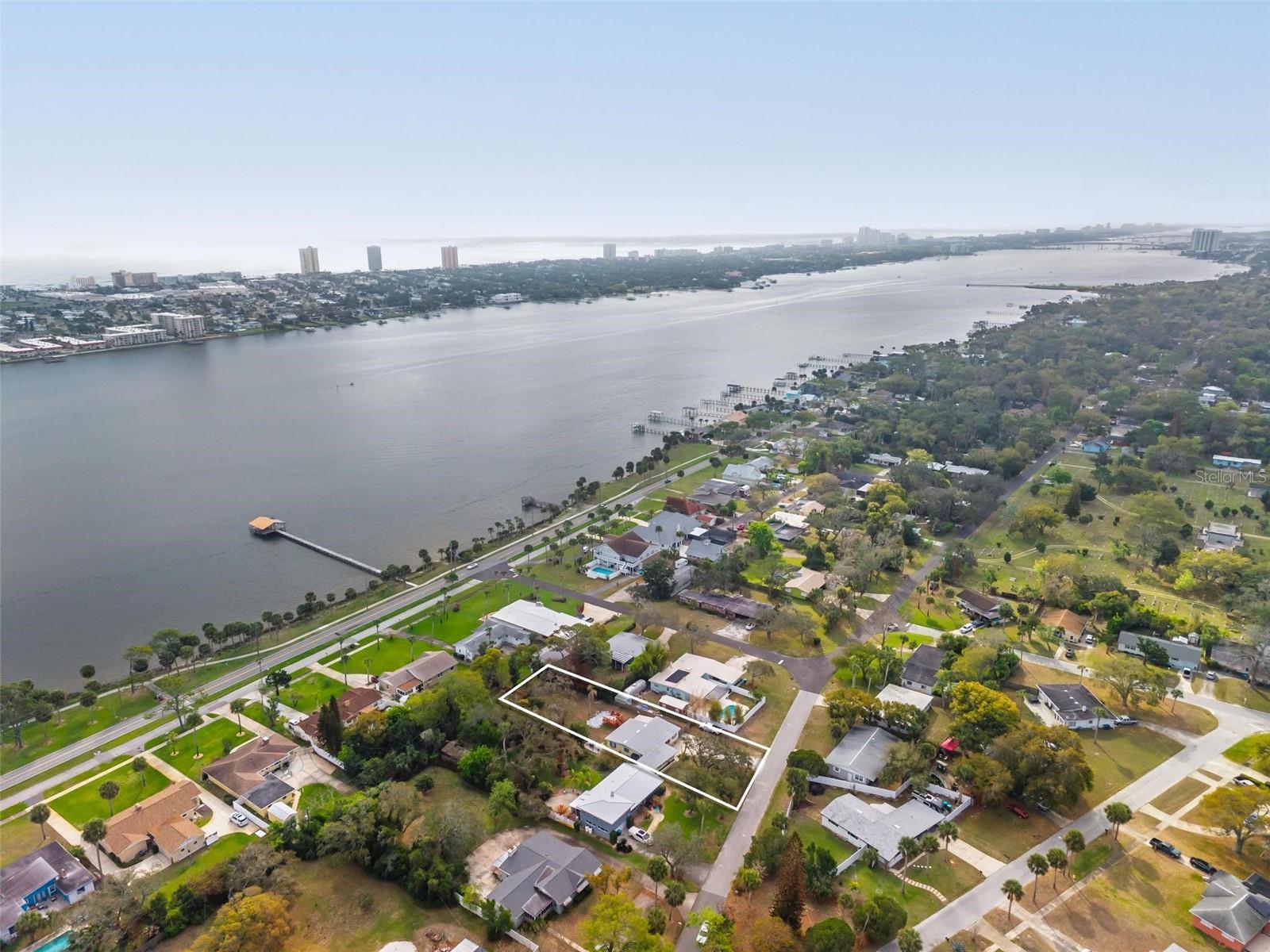 RIO VISTA SEC B - Residential