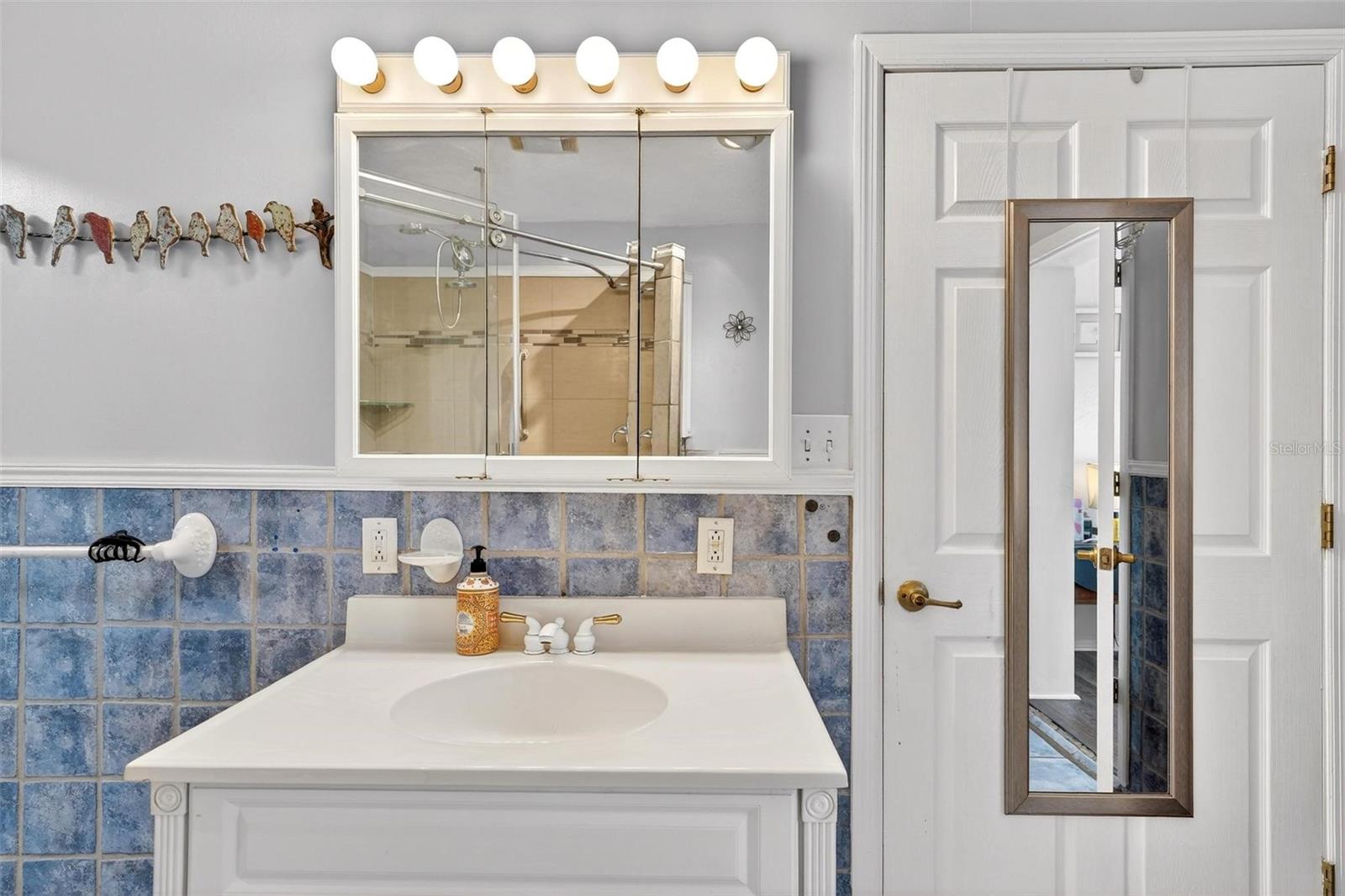 RIO VISTA SEC B - Residential