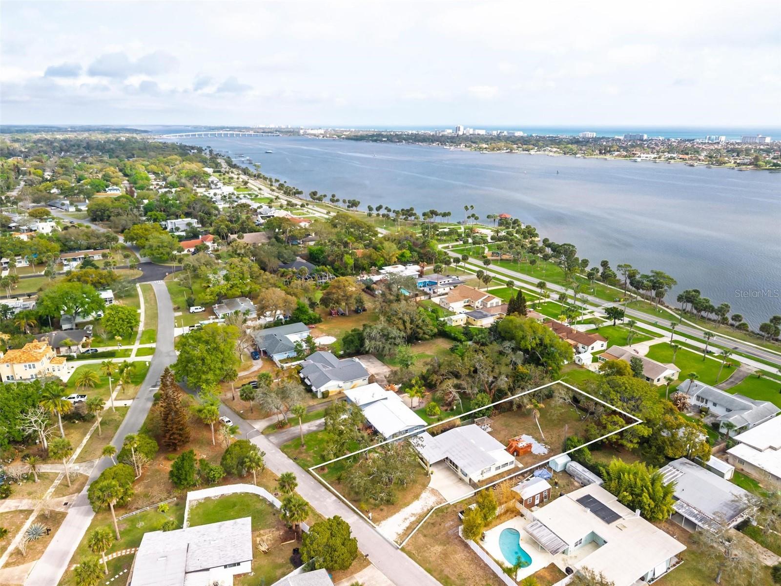 RIO VISTA SEC B - Residential