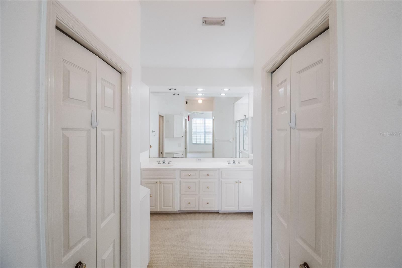 ENCLAVE/GRASSLANDS - Residential Lease