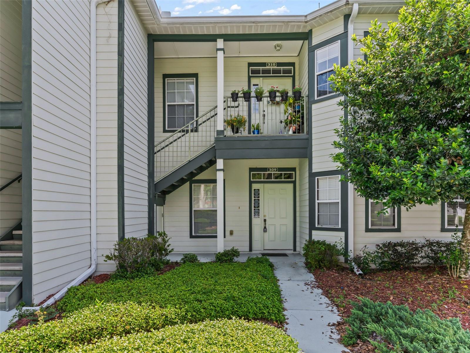 GOLFVIEW ESTATE - Residential