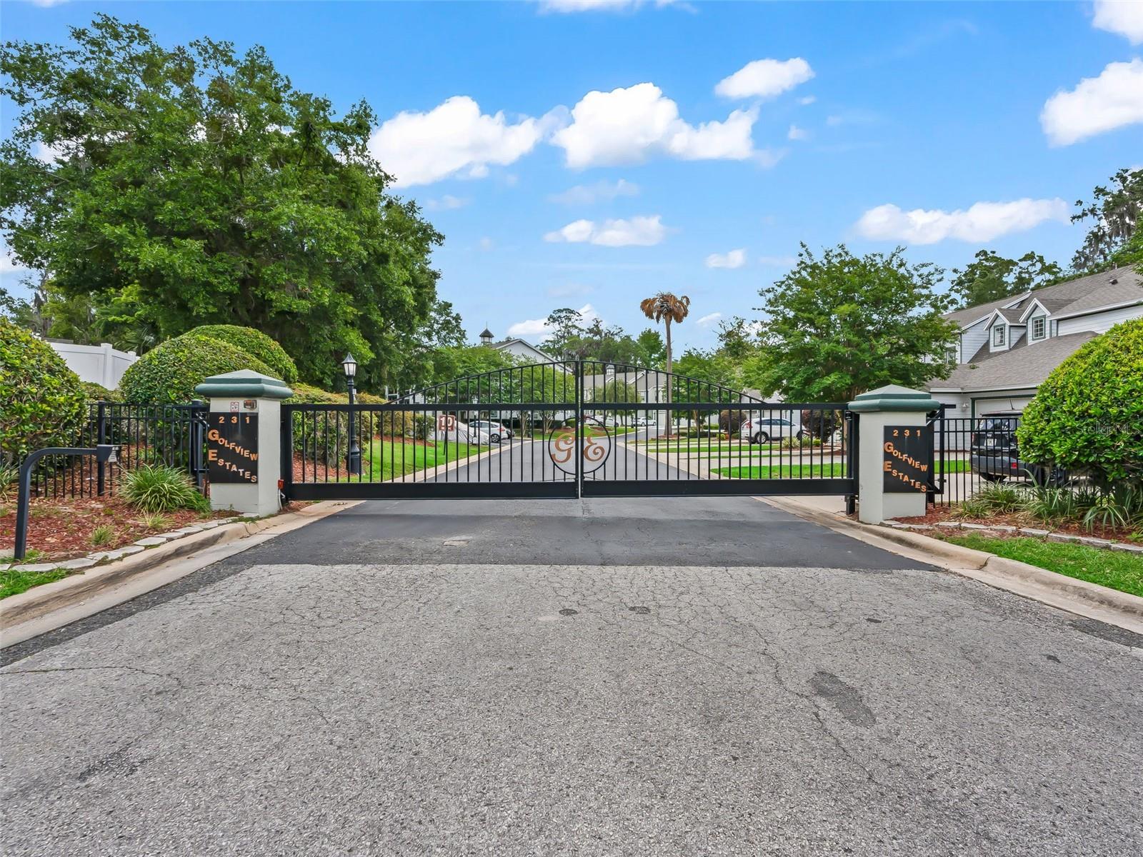 GOLFVIEW ESTATE - Residential