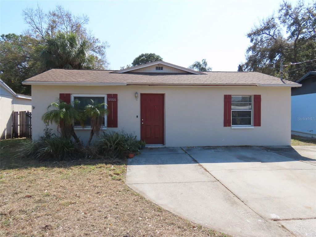 Photo of 6666 56th Avenue N, St Petersburg, FL 33709 (MLS # TB8479713)