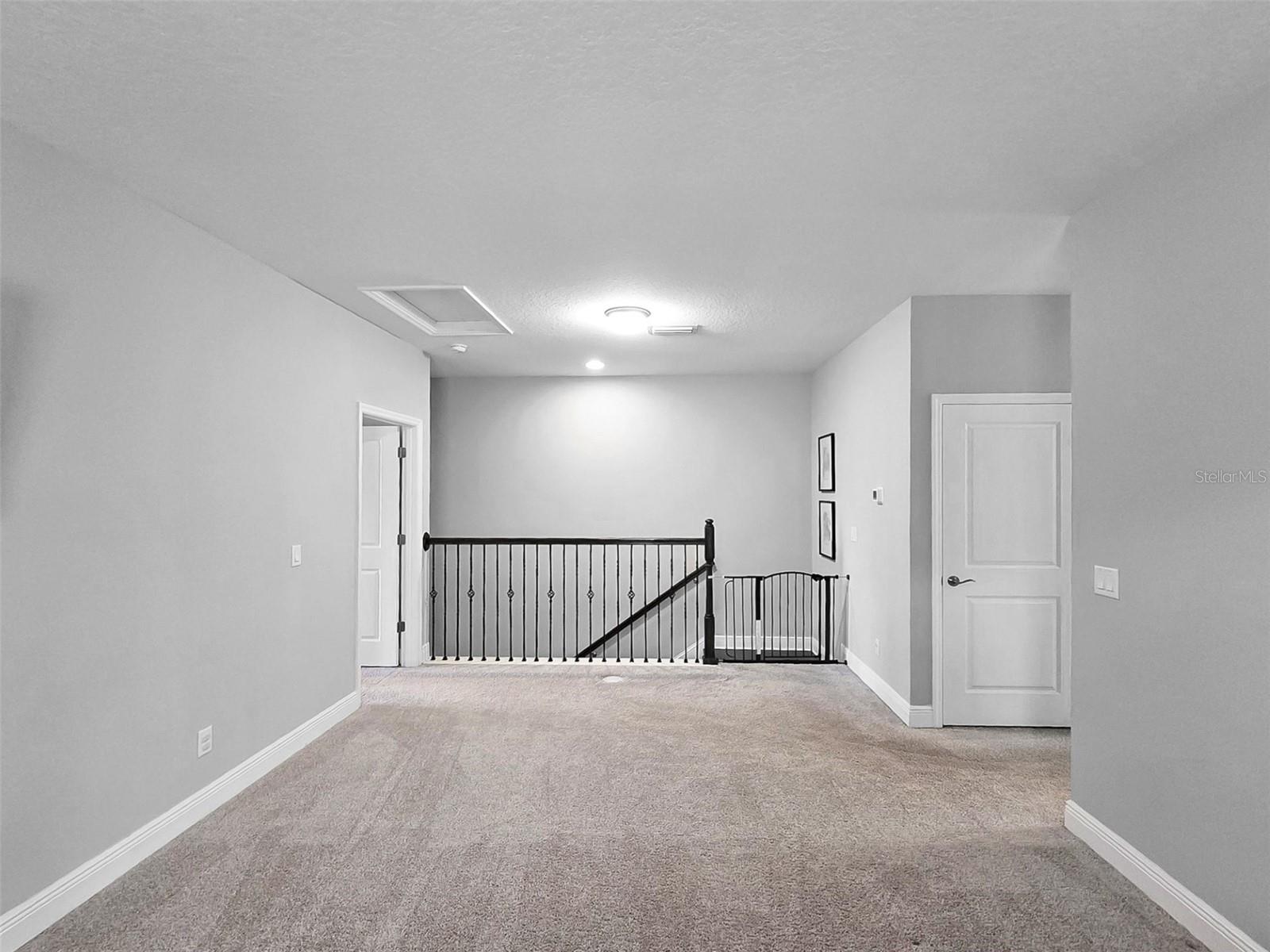 CREEKWOOD TWNHMS - Residential Lease