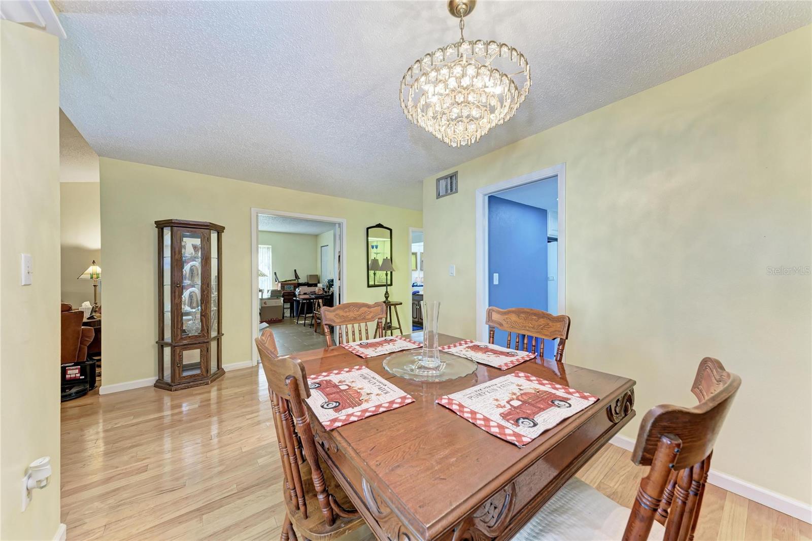 RACQUET CLUB VILLAS AMD - Residential