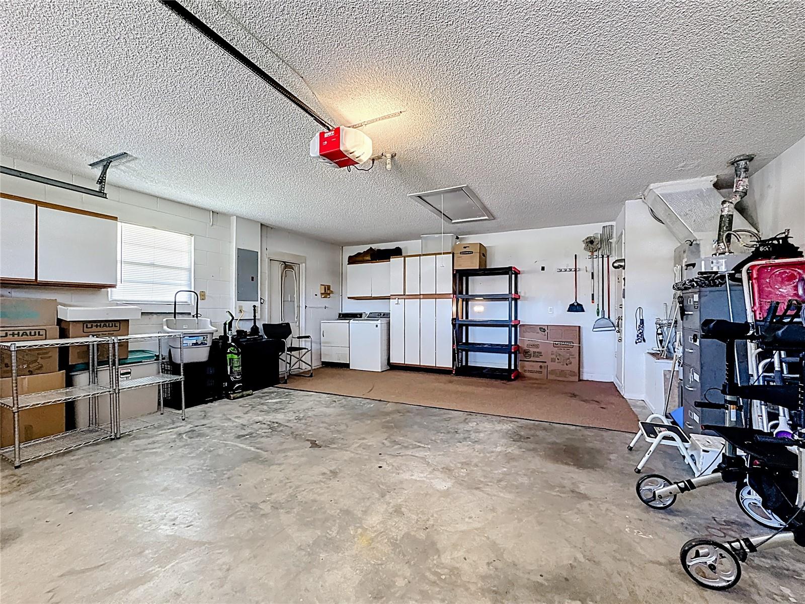 INDIAN RIDGE UNIT 1 PB 5 PG 7 LOT 19 - Residential