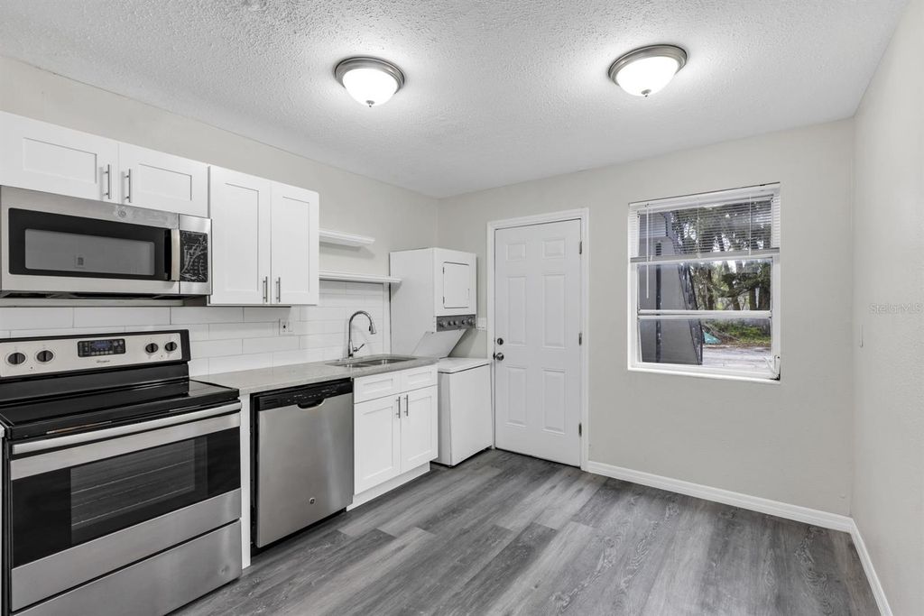 Photo of 751 Bellevue Ave #1, Daytona Beach, FL 32114 (MLS # O6397035)