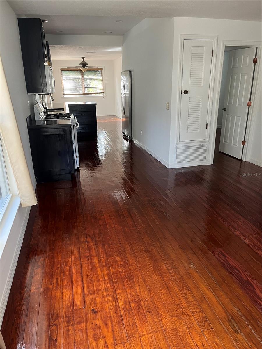 MASSEYS LTS 02 & 03 BLK 31 ORANGE CITY - Residential