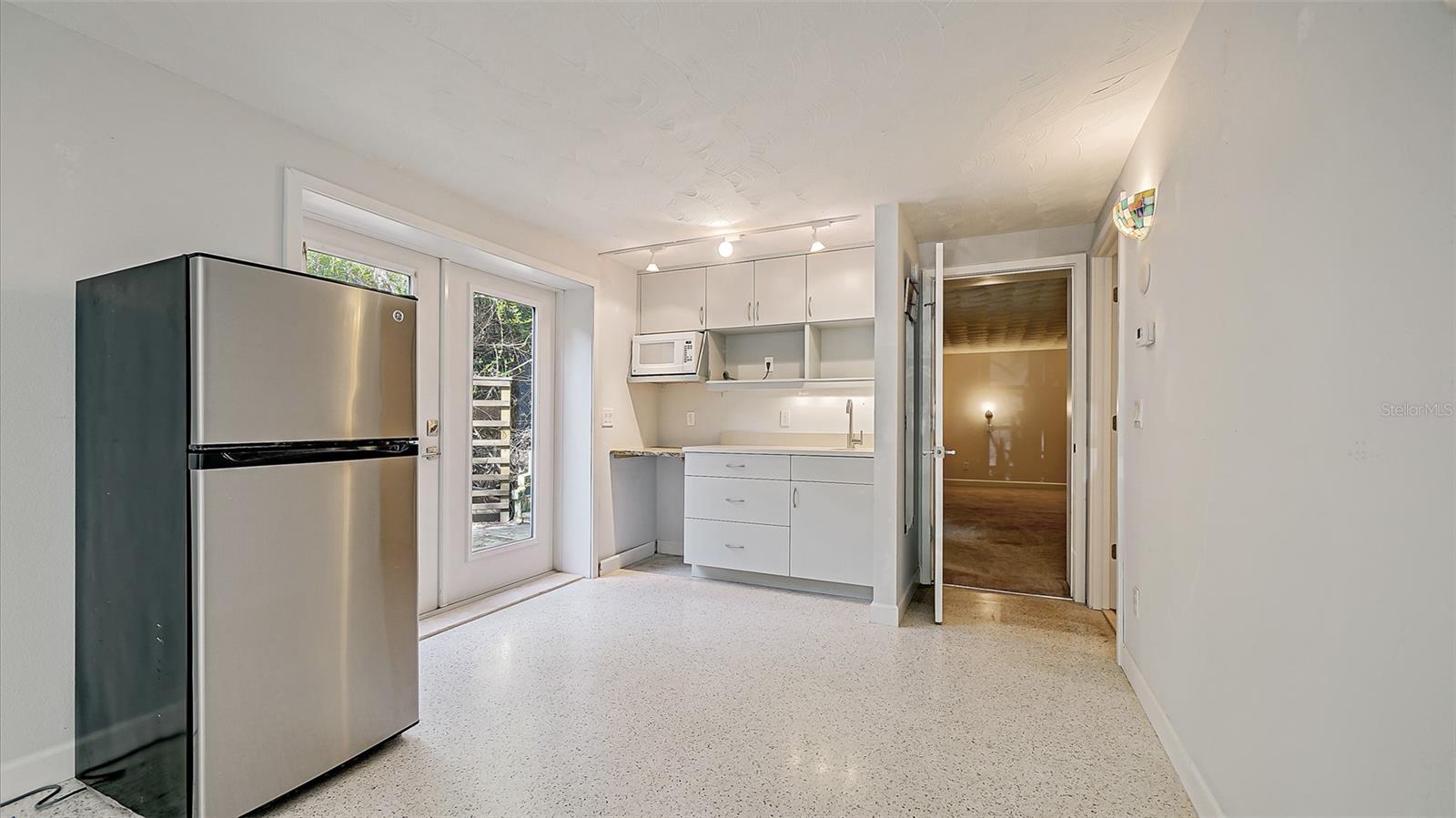 MANASOTA KEY - Residential