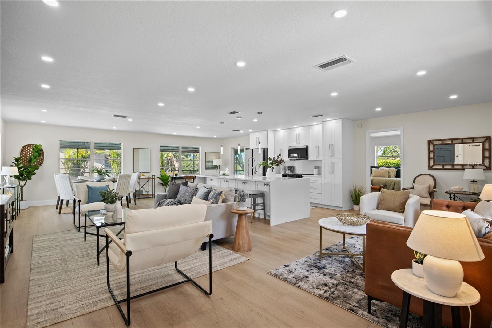 2008 41ST STREET W