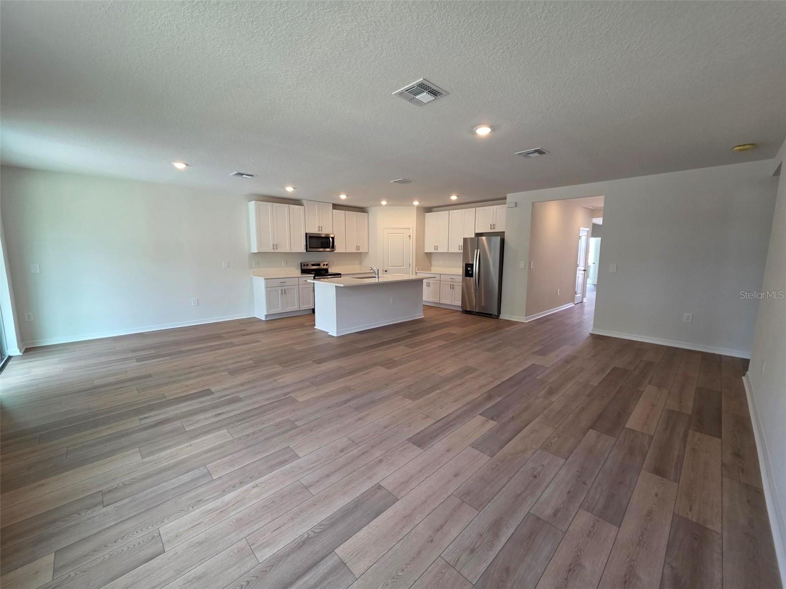 100 VINTAGE GLEN ROAD