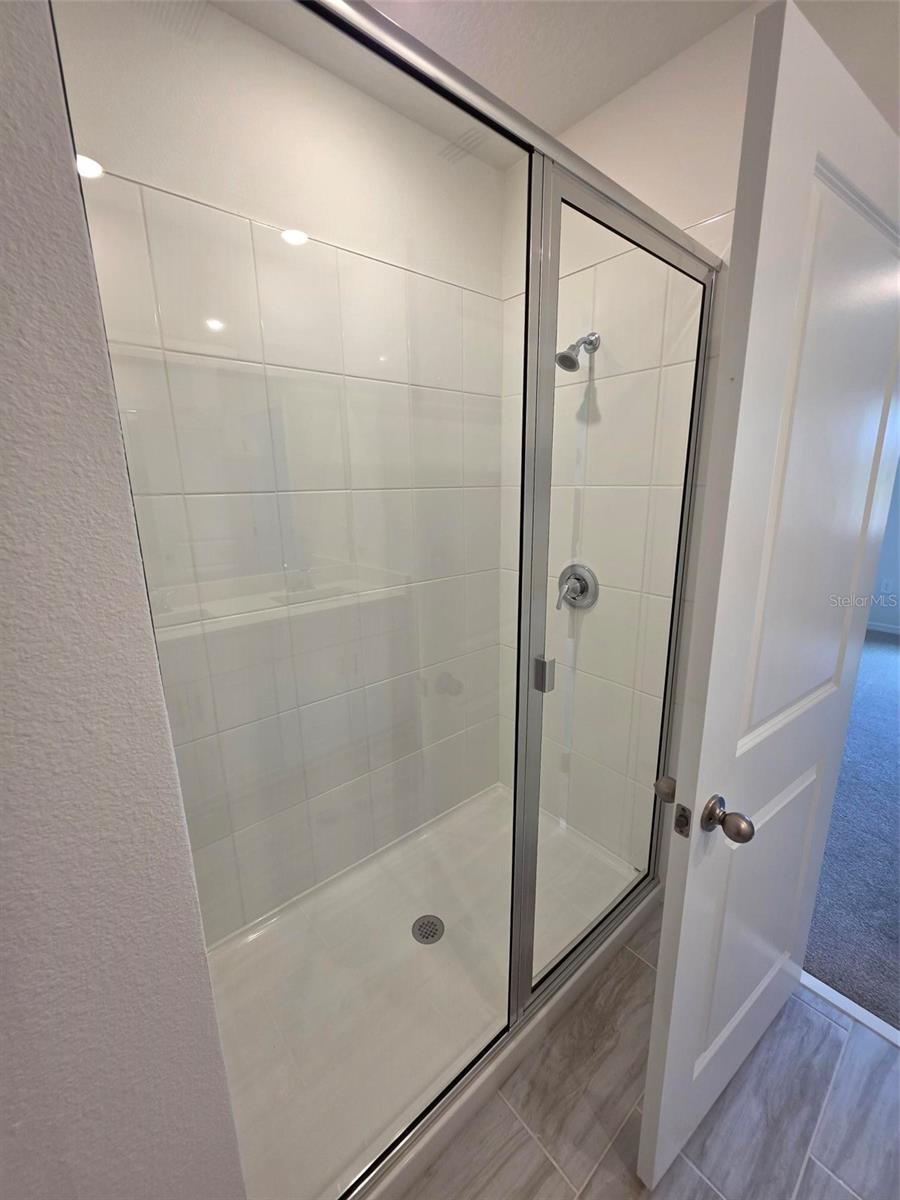 100 VINTAGE GLEN ROAD