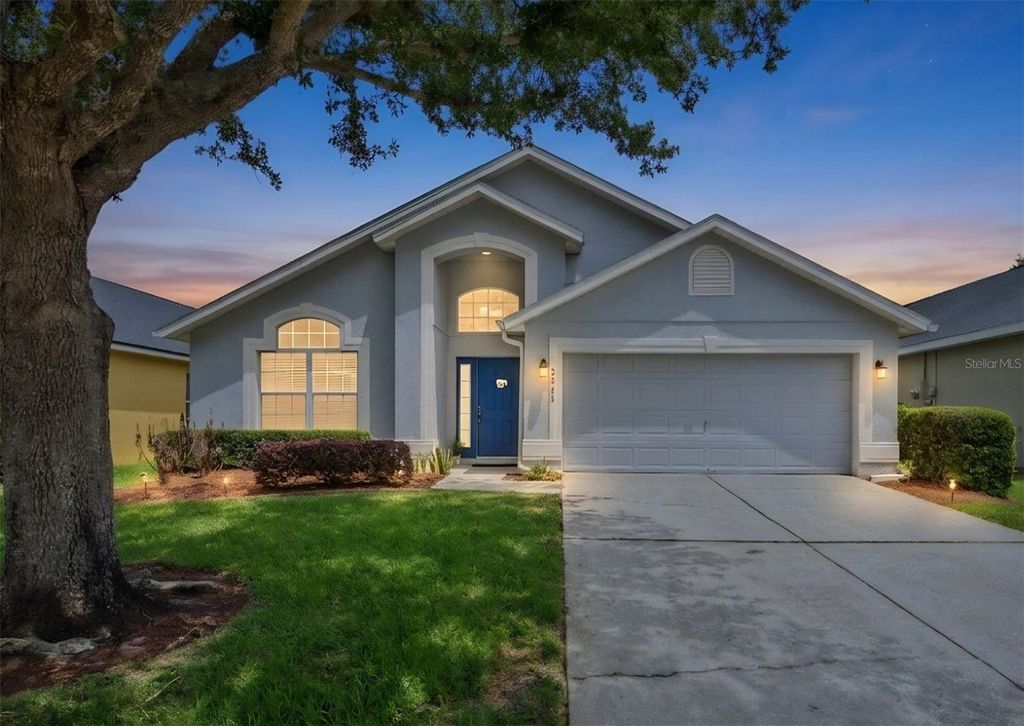 Photo of 5345 Los Palma Vista Drive, Orlando, FL 32837 (MLS # O6402698)