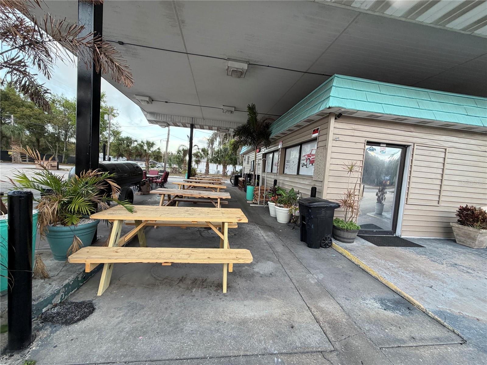 1095 US HIGHWAY 17 S