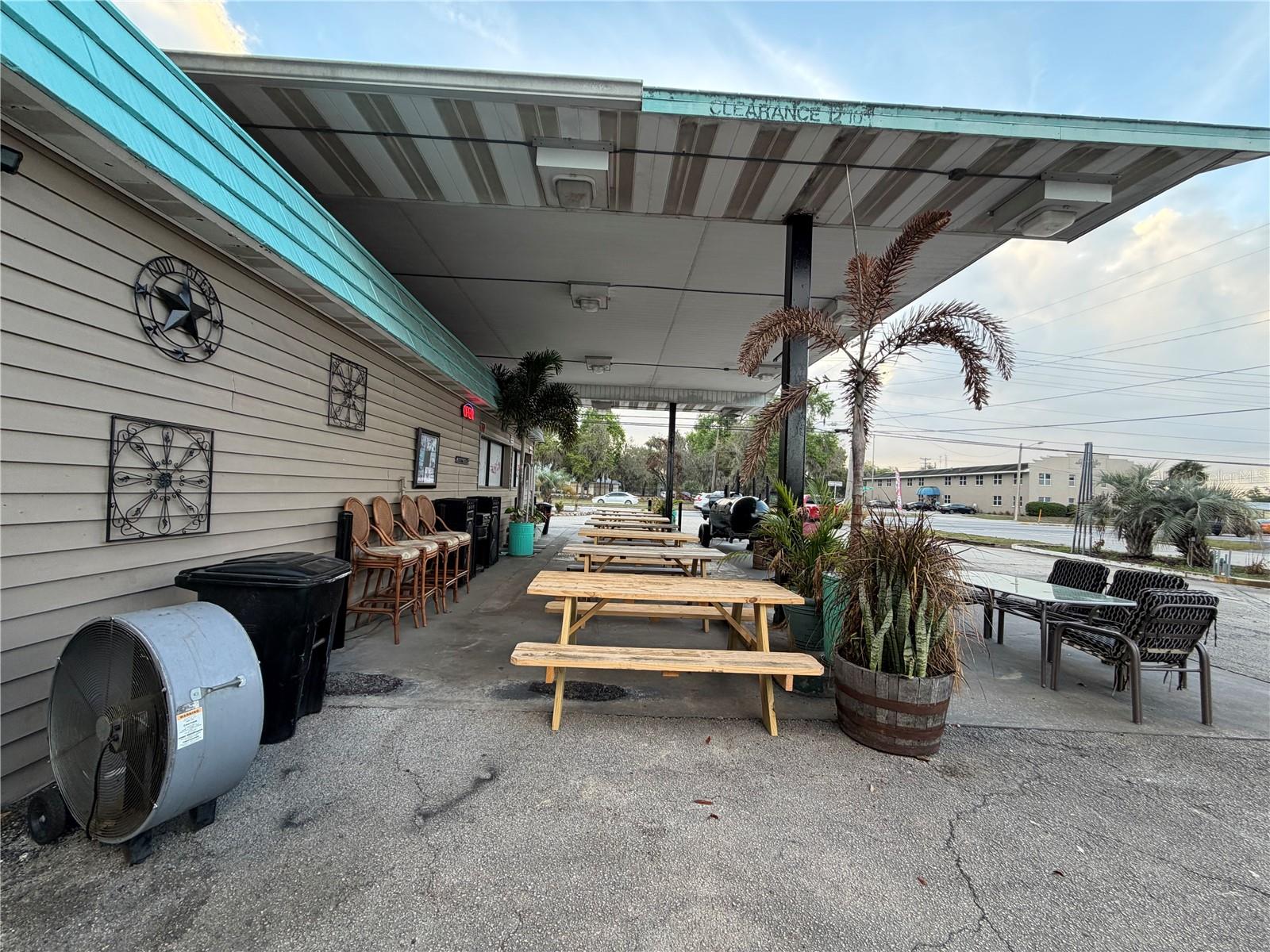 1095 US HIGHWAY 17 S