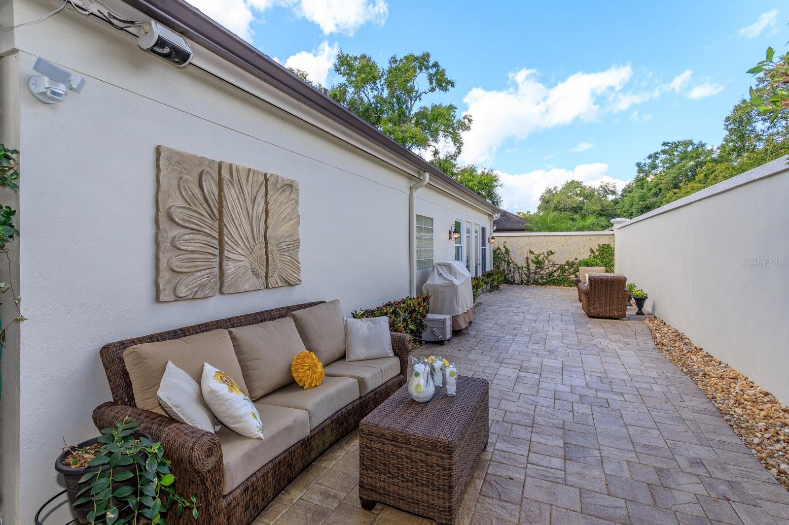 BAY HILL VILLAGE SOUTH & EAST CONDO - Residential