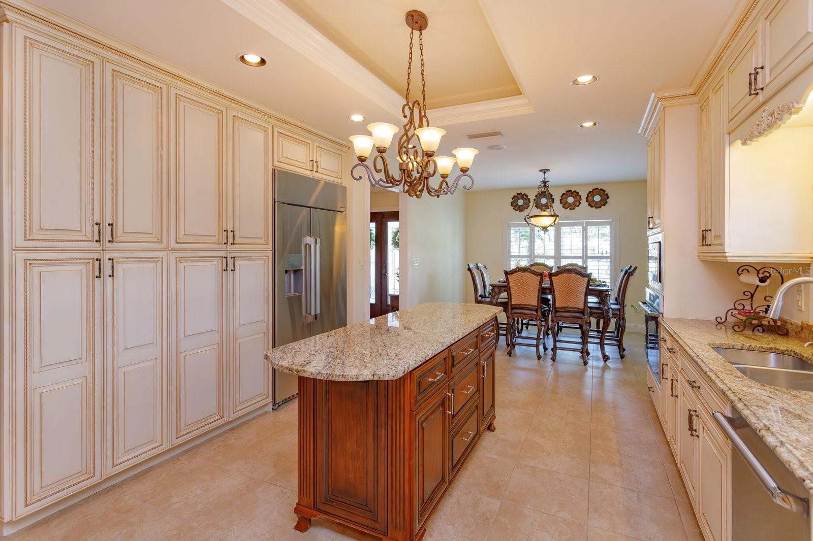 BAY HILL VILLAGE SOUTH & EAST CONDO - Residential