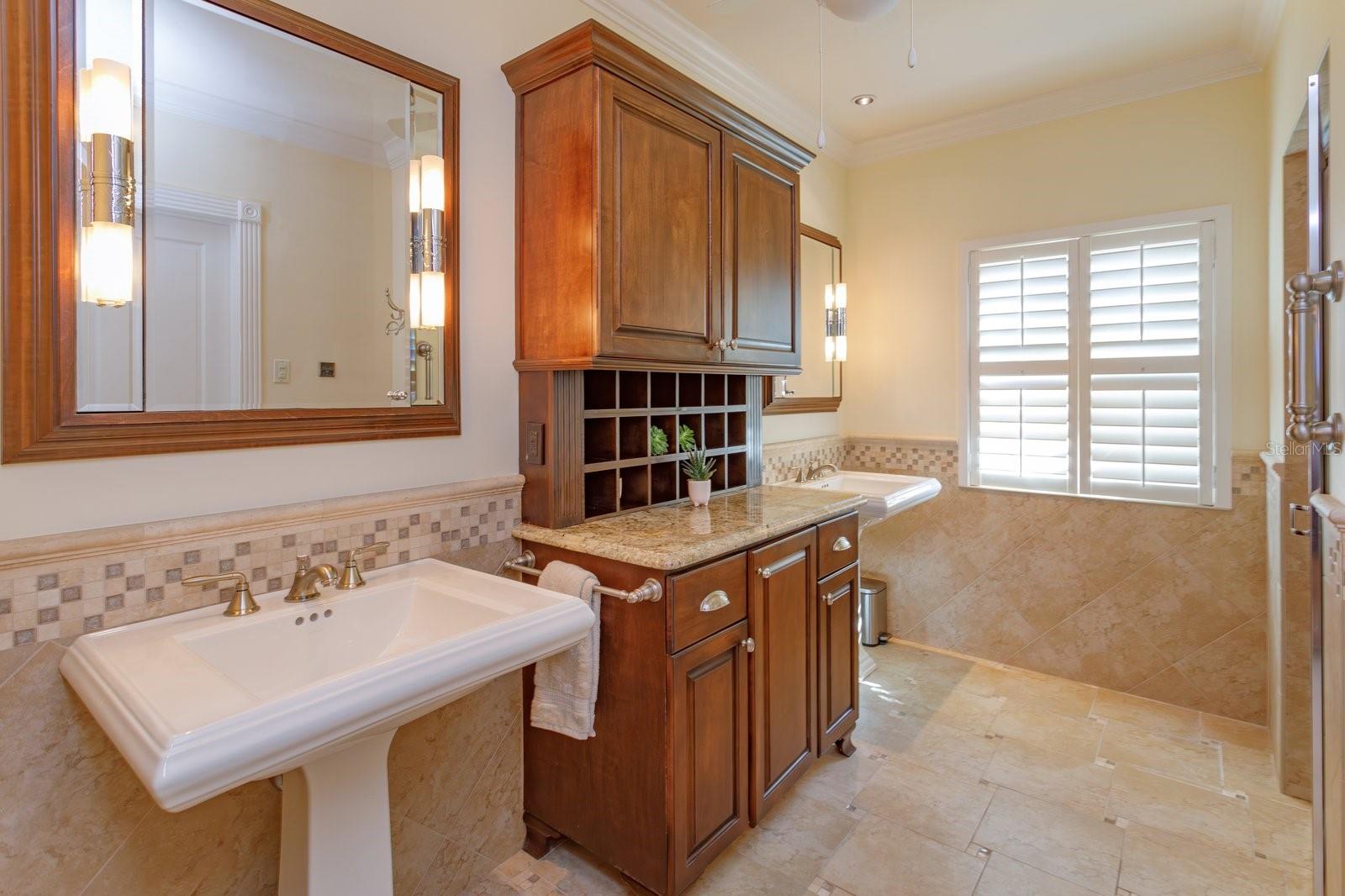 BAY HILL VILLAGE SOUTH & EAST CONDO - Residential