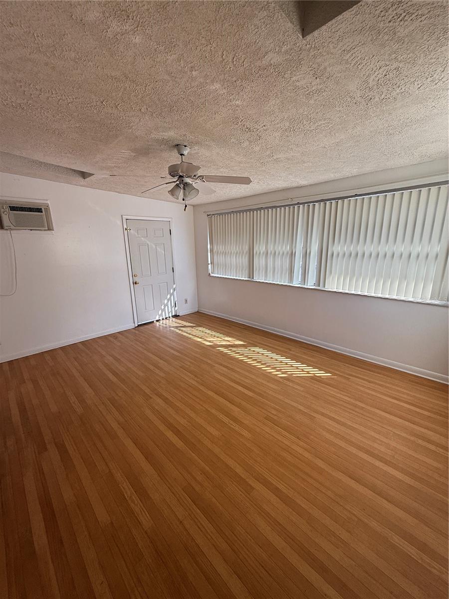 TEMPLE PARK UNIT 3 - Residential